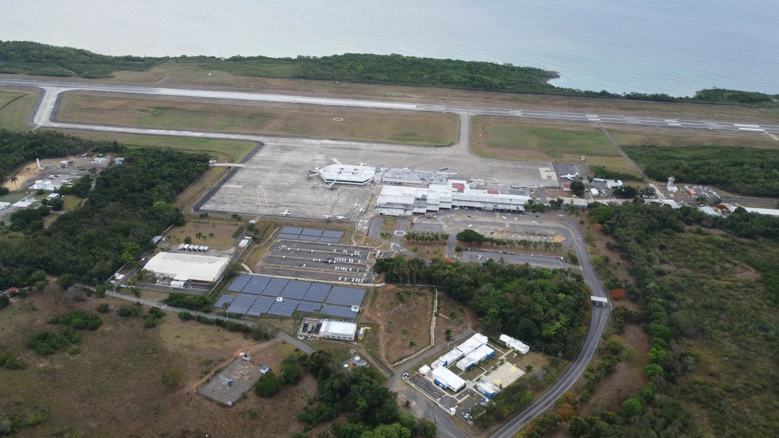 Aeropuerto Internacional Gregorio Luperón, Villa Montellano