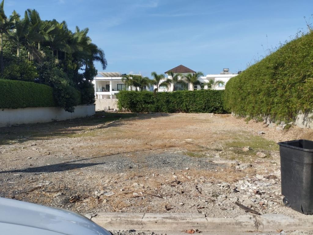 Solar en Residencial Cerrado y Exclusivo de