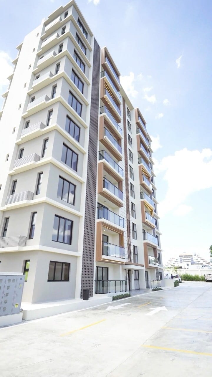 Entrega de un apartamento en Treo Residences