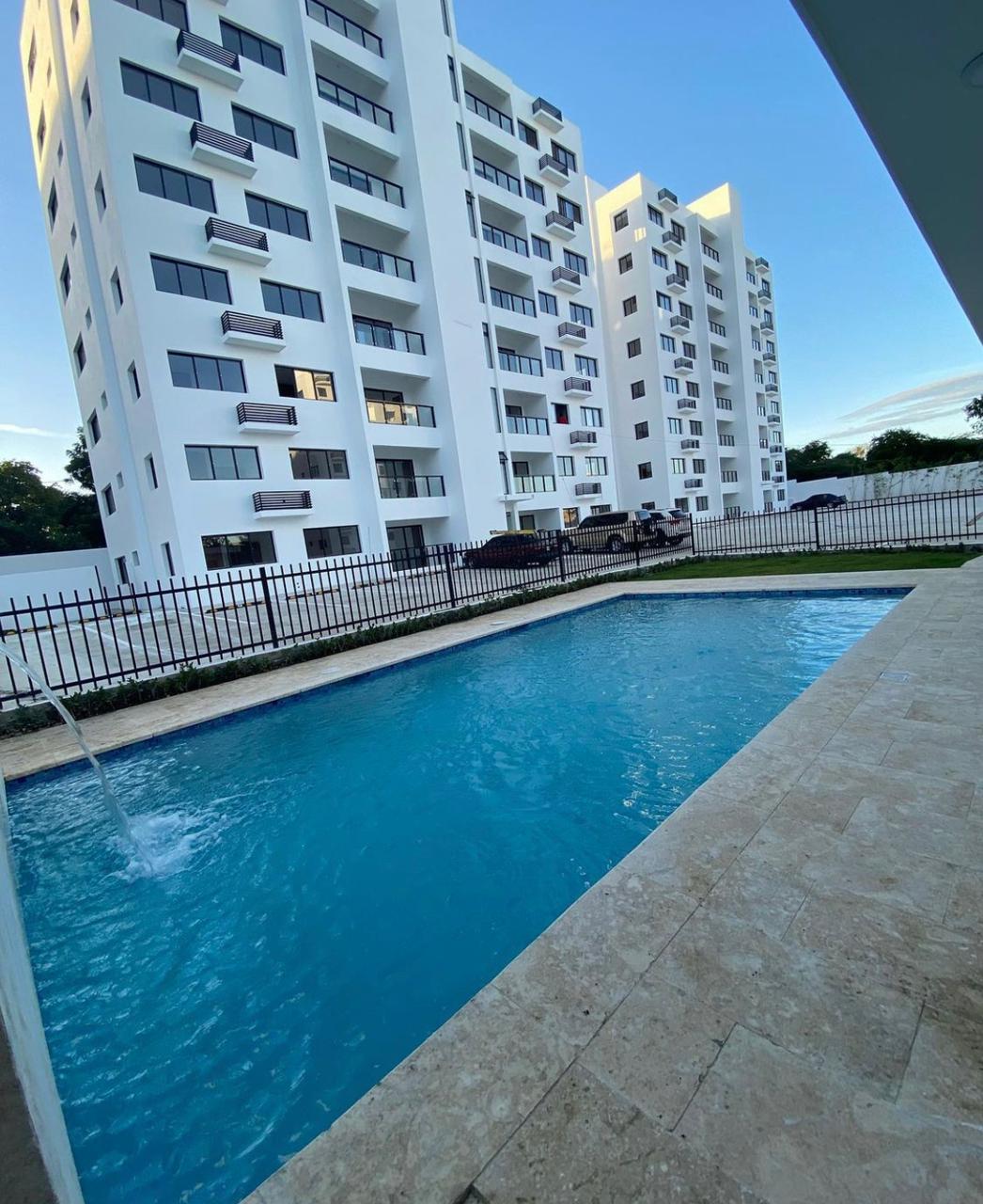 Garden Towers - Autopista Duarte, Santiago.