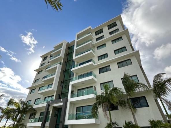 TORRES GREEN THOMAS - VILLA MARIA, SANTIAGO DE LOS CABALLEROS.