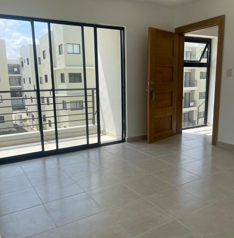 APARTAMENTO DE RENTA- RÍELES DE GURABO