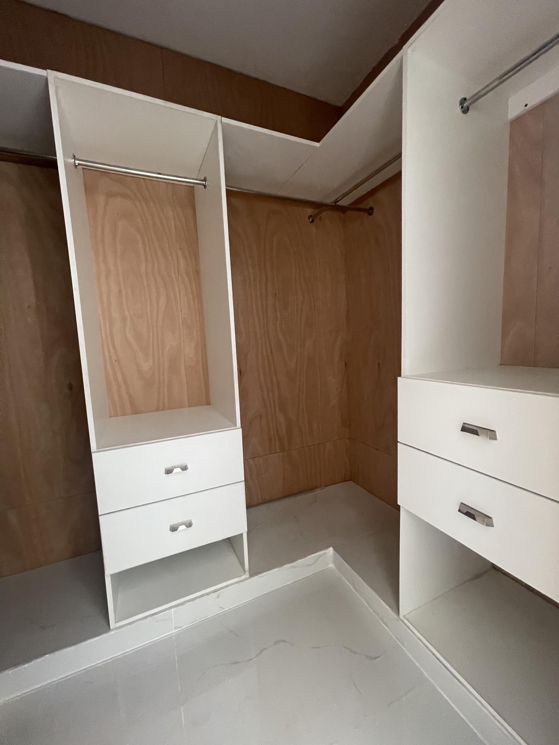 CASA EN PROYECTO CERRADO - LLANOS DE GURABO , SANTIAGO DE LOS CABALLEROS