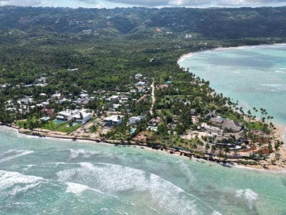 LOTE EXCLUSIVO - PLAYA BONITA SAMANA.