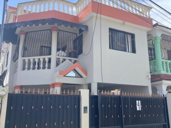 CASA EXCLUSIVA EN VENTA - VILLA PROGRESO, SANTIAGO DE LOS CABALLEROS.