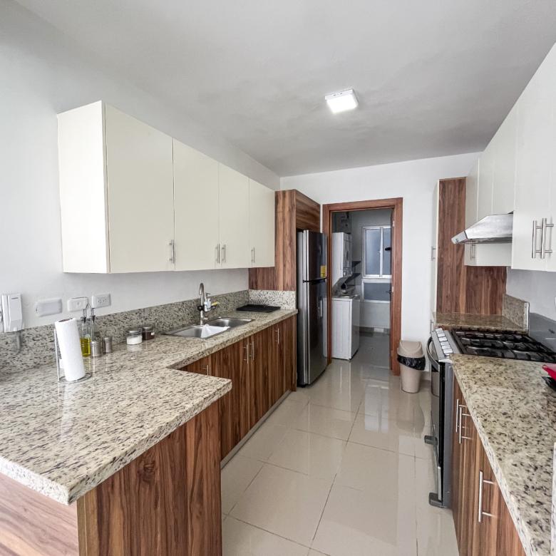 APARTAMENTO EN VENTA EN RESIDENCIAL GAMM IV, LA VEGA | 305 M2 CON AZOTEA PRIVADA