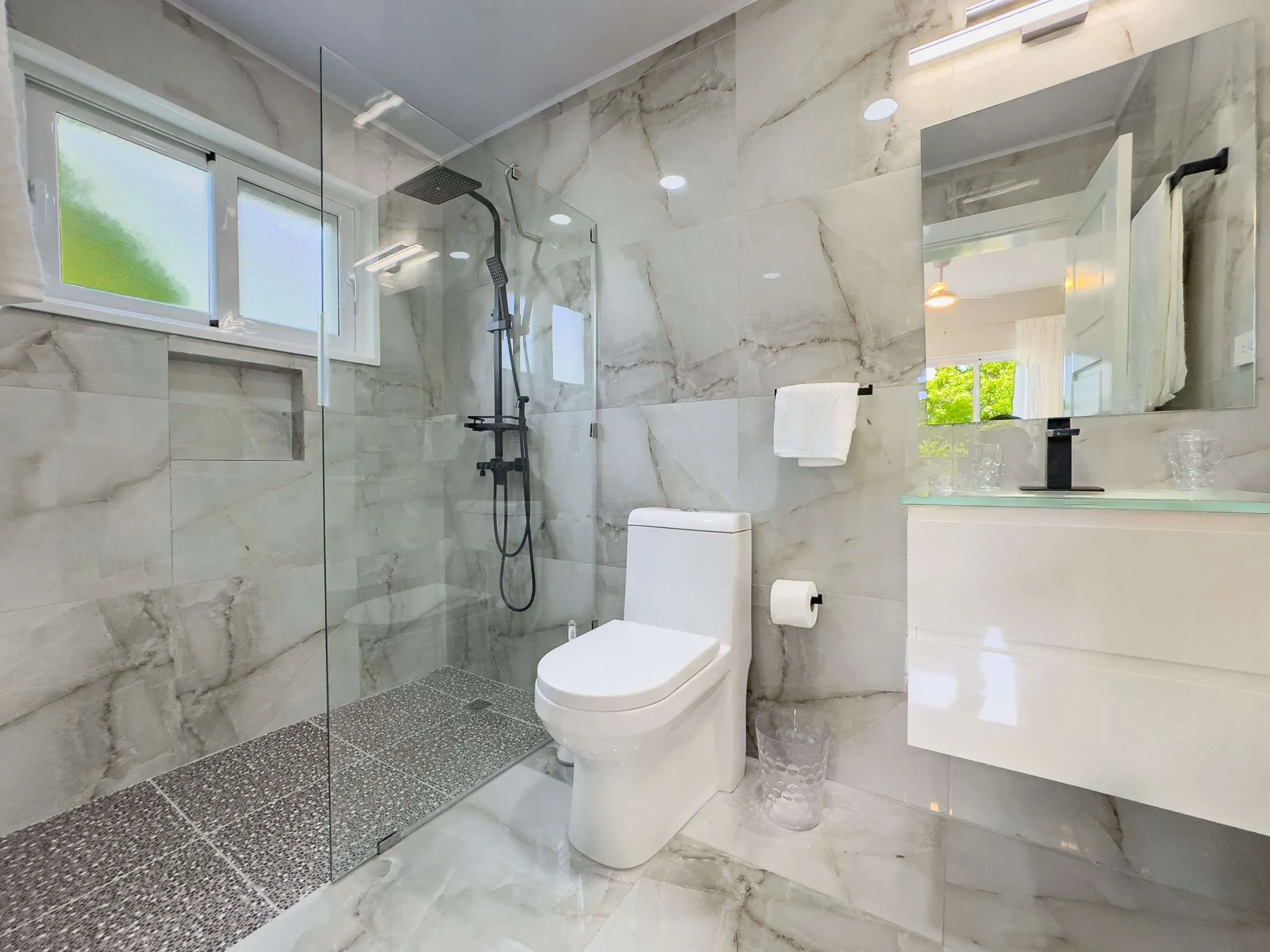 APARTAMENTOS EN VENTA – HILL SIDE CONDOS, SOSÚA