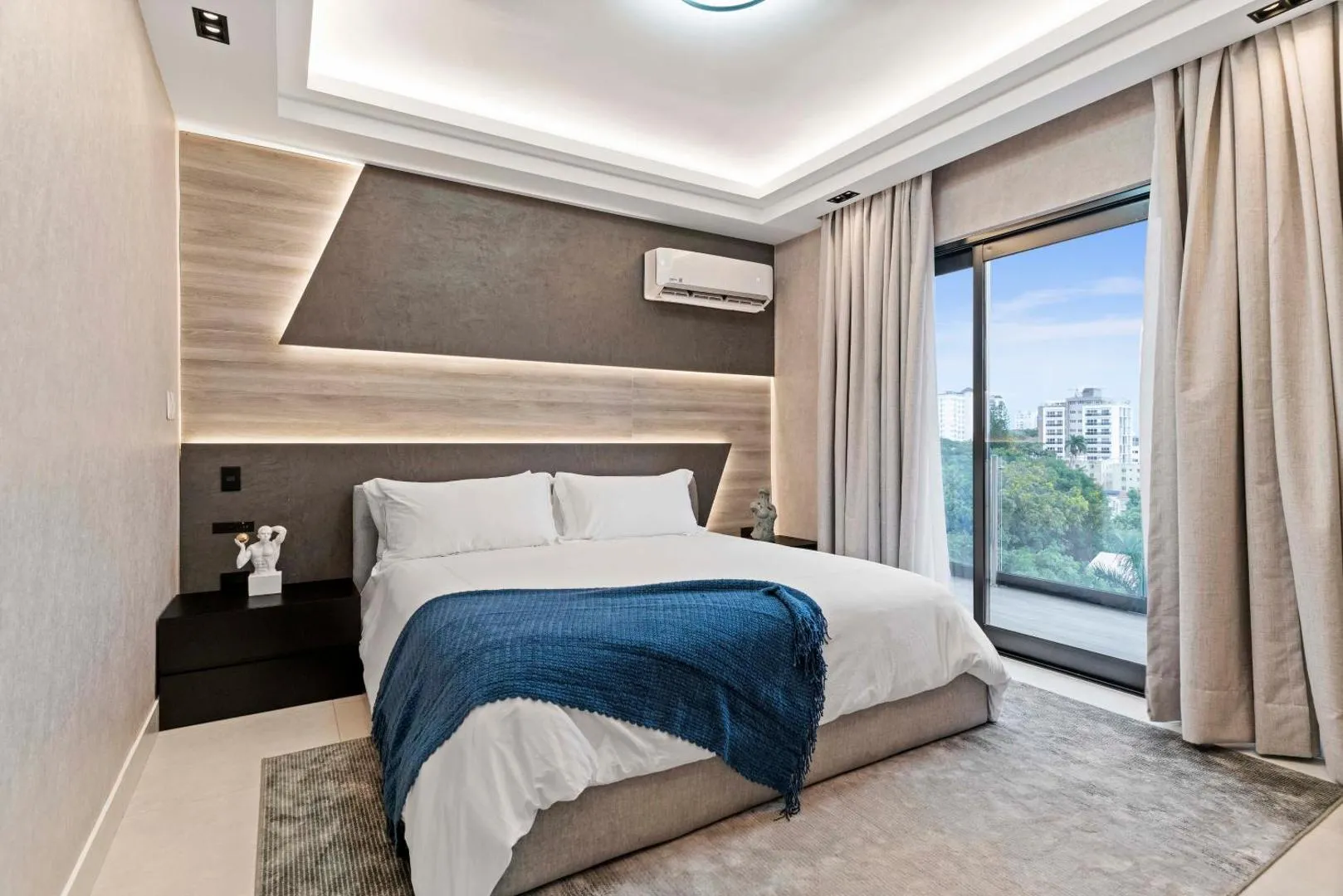 TORRE PORTO LUXURY 09 – SANTIAGO DE LOS CABALLEROS, LA ESMERALDA.