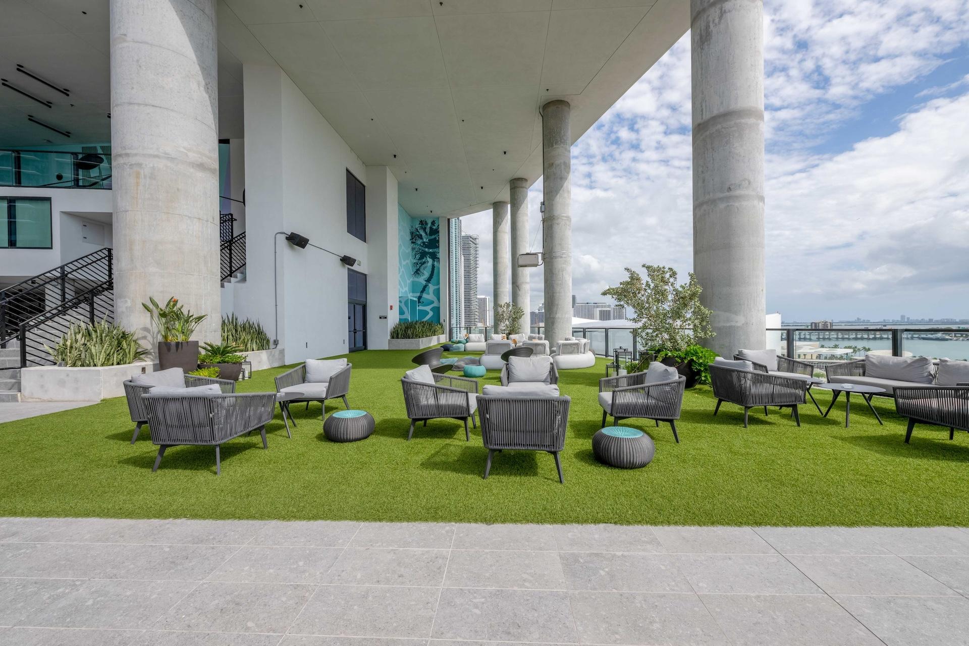 THE ELSER HOTEL RESIDENCES – MIAMI.