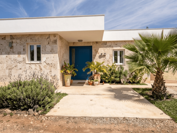 VILLA EXCLUSIVA EN PROYECTO CERRADO/ SOSUA