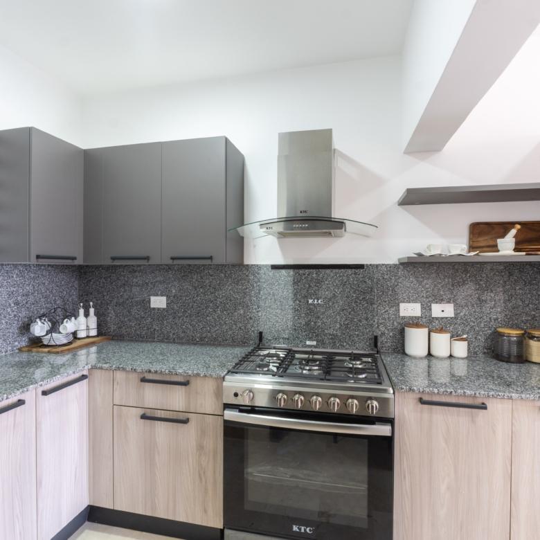 Alquiler Exclusivo en Residencial Natura: Apartamento Amueblado en la trinitaria