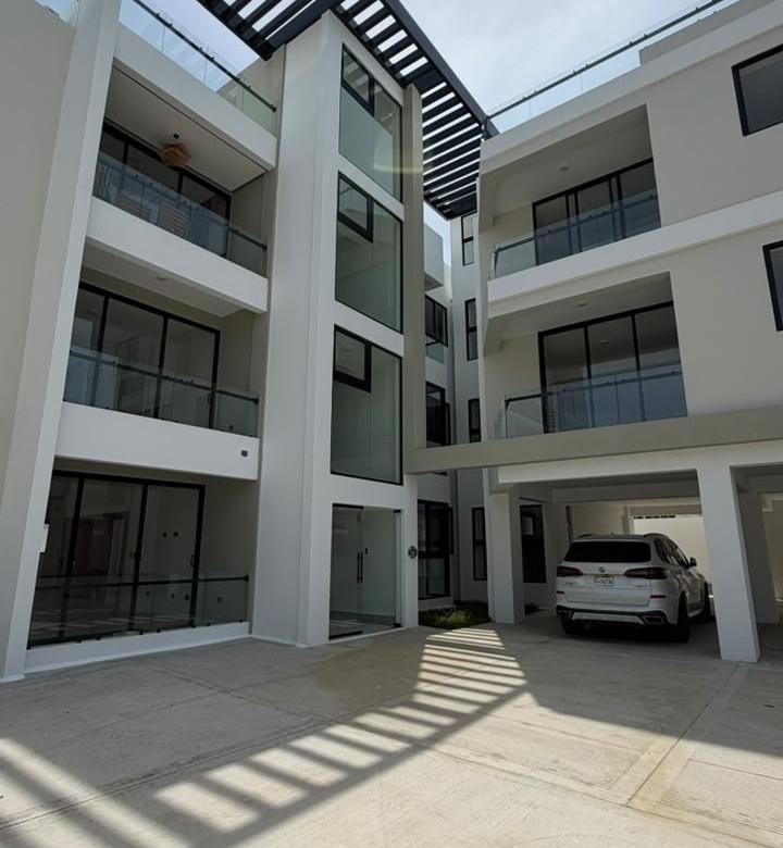 Apartamentos en Jardines de Las Cejas, San Francisco de Macorís