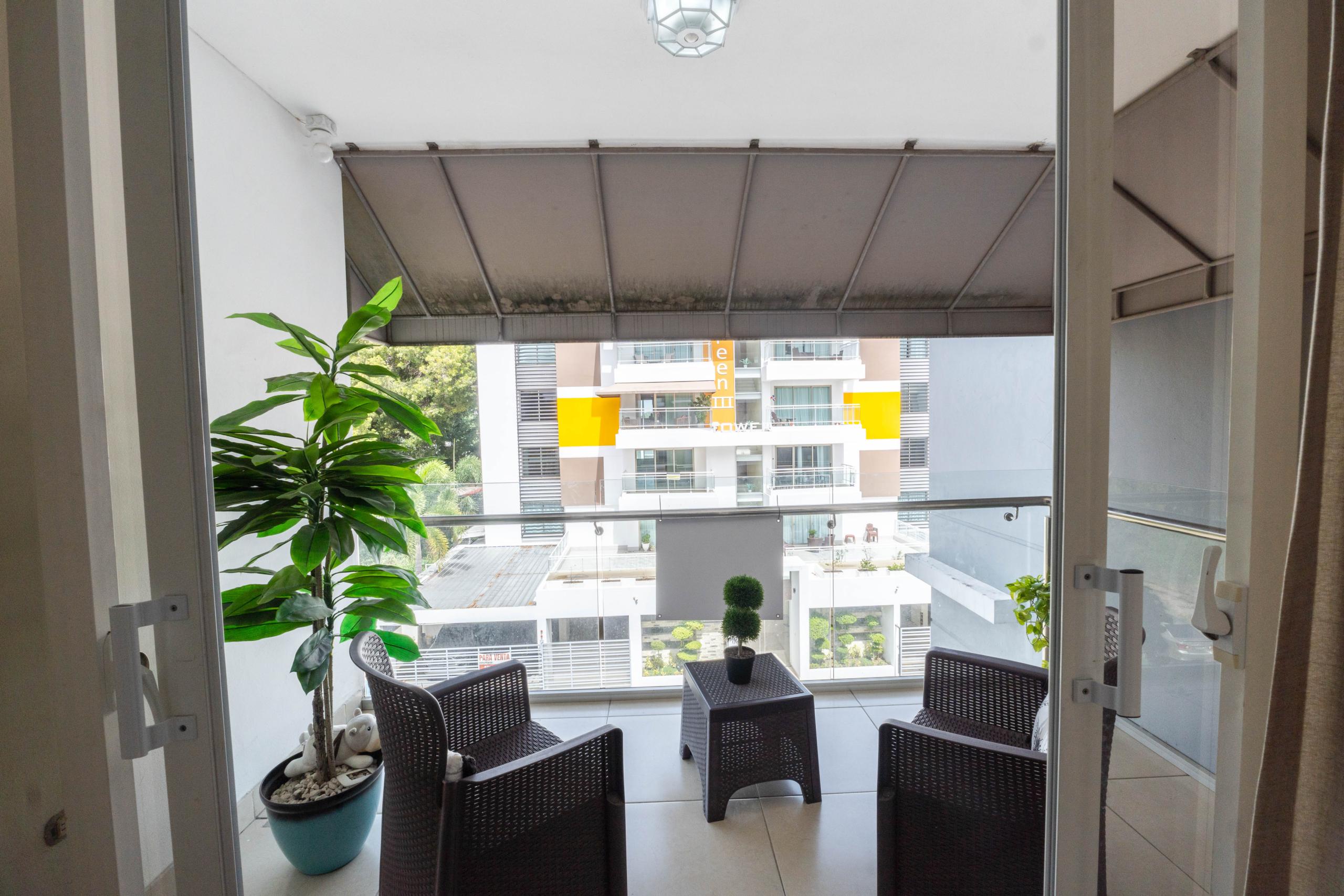 APARTAMENTO DE LUJO EN RESIDENCIAL GREEN I – DETRÁS DEL COUNTRY CLUB, LA VEGA