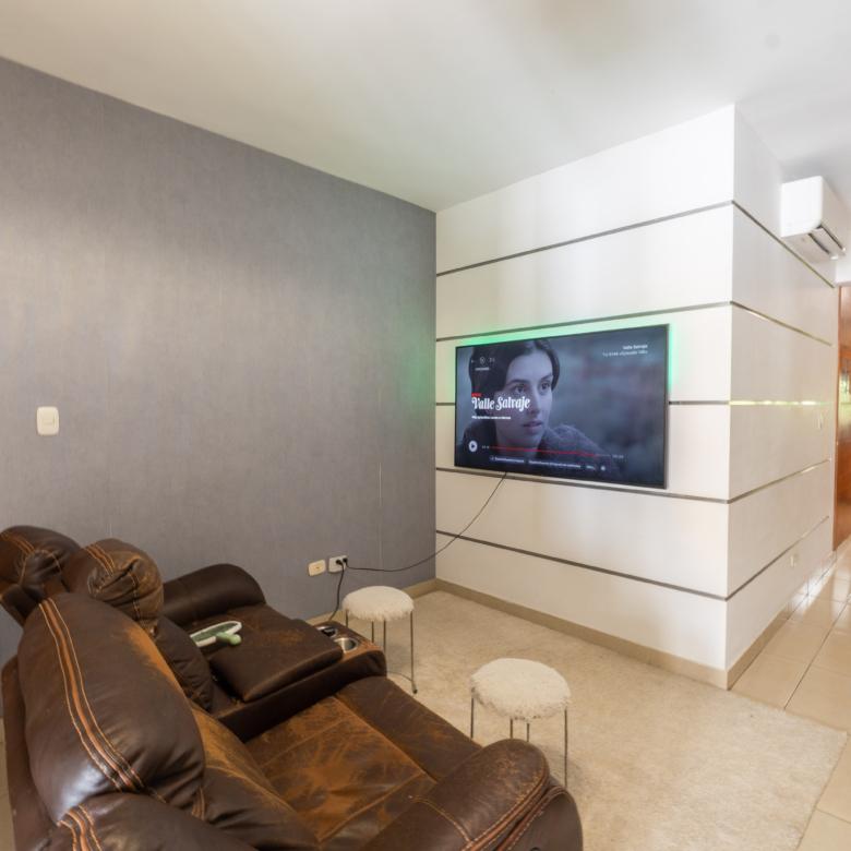 APARTAMENTO DE LUJO EN RESIDENCIAL GREEN I – DETRÁS DEL COUNTRY CLUB, LA VEGA