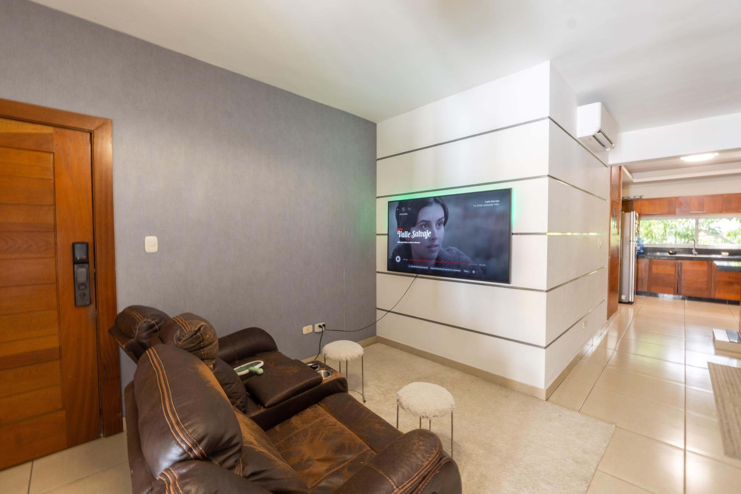 APARTAMENTO DE LUJO EN RESIDENCIAL GREEN I – DETRÁS DEL COUNTRY CLUB, LA VEGA