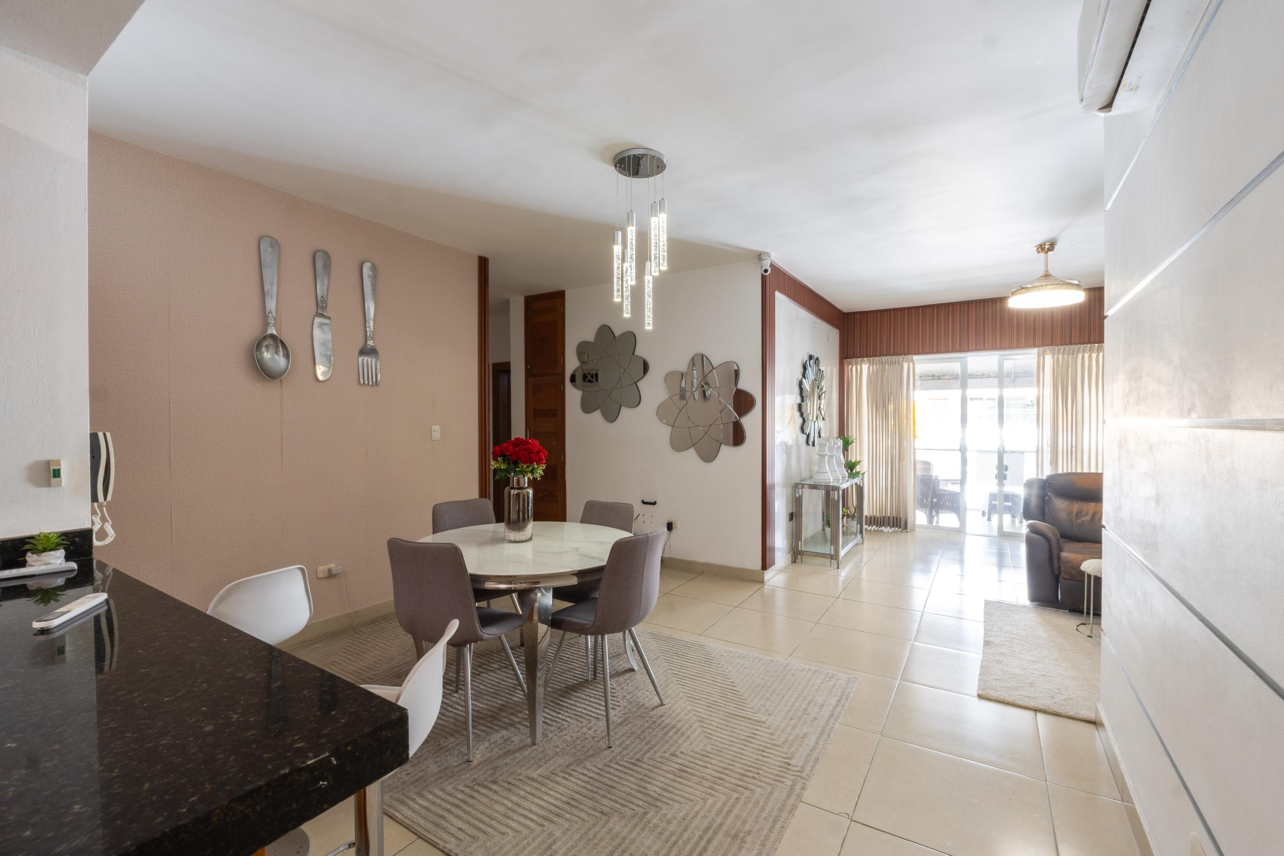 APARTAMENTO DE LUJO EN RESIDENCIAL GREEN I – DETRÁS DEL COUNTRY CLUB, LA VEGA