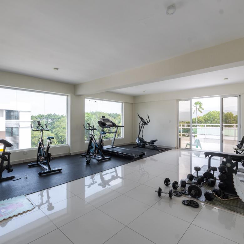 APARTAMENTO DE LUJO EN RESIDENCIAL GREEN I – DETRÁS DEL COUNTRY CLUB, LA VEGA