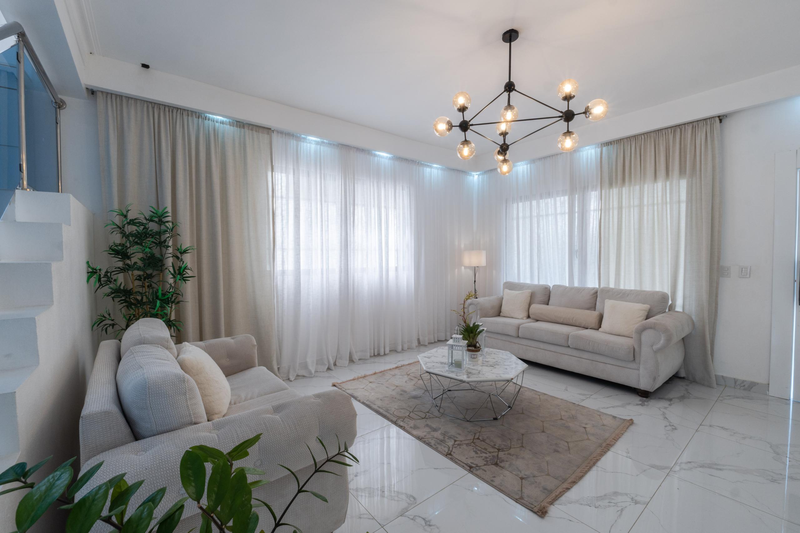 CASA MODERNA DE VENTA EN LA ARBOLEDA VI – LA VEGA