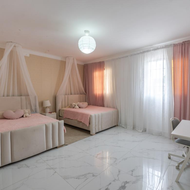 CASA MODERNA DE VENTA EN LA ARBOLEDA VI – LA VEGA