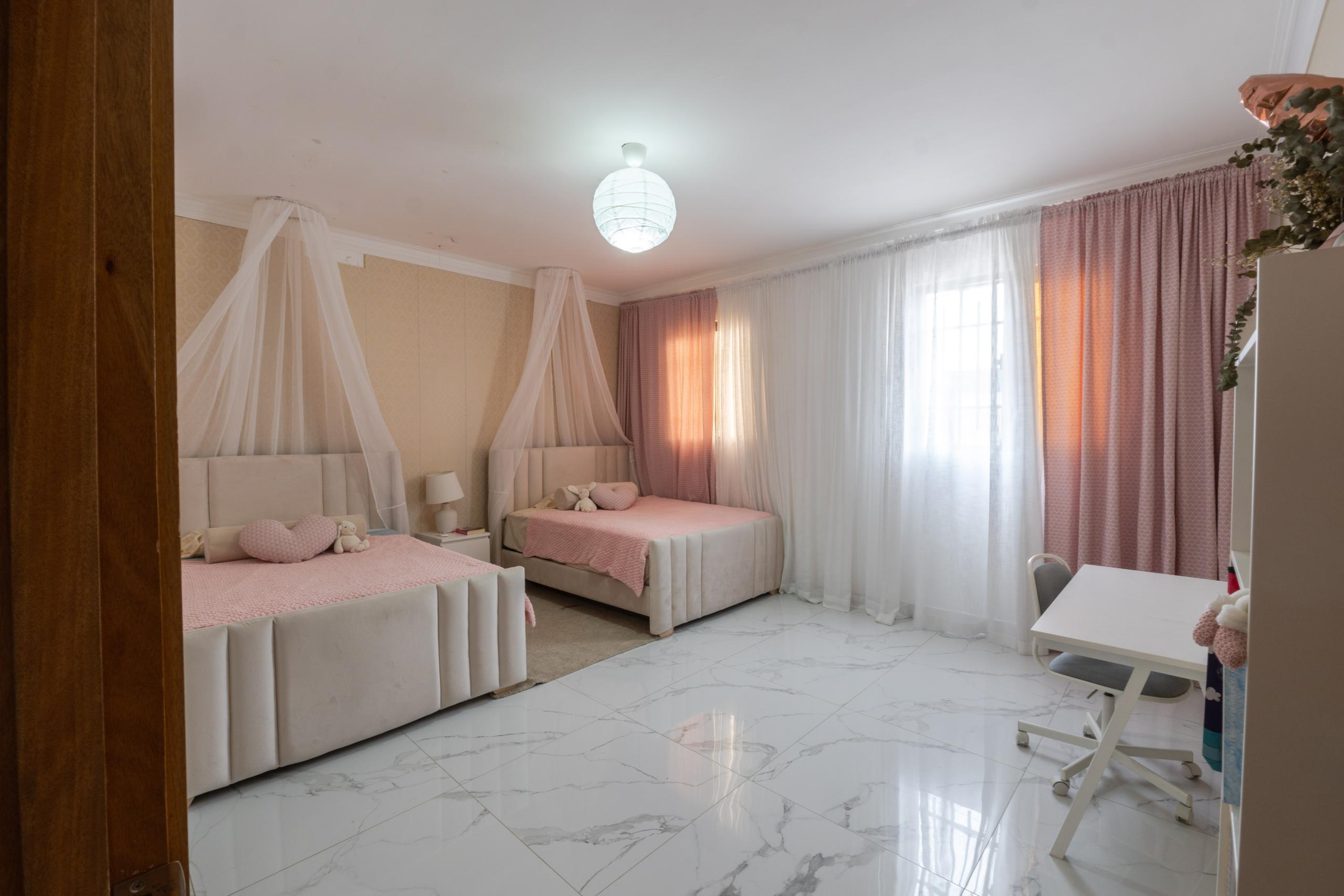 CASA MODERNA DE VENTA EN LA ARBOLEDA VI – LA VEGA