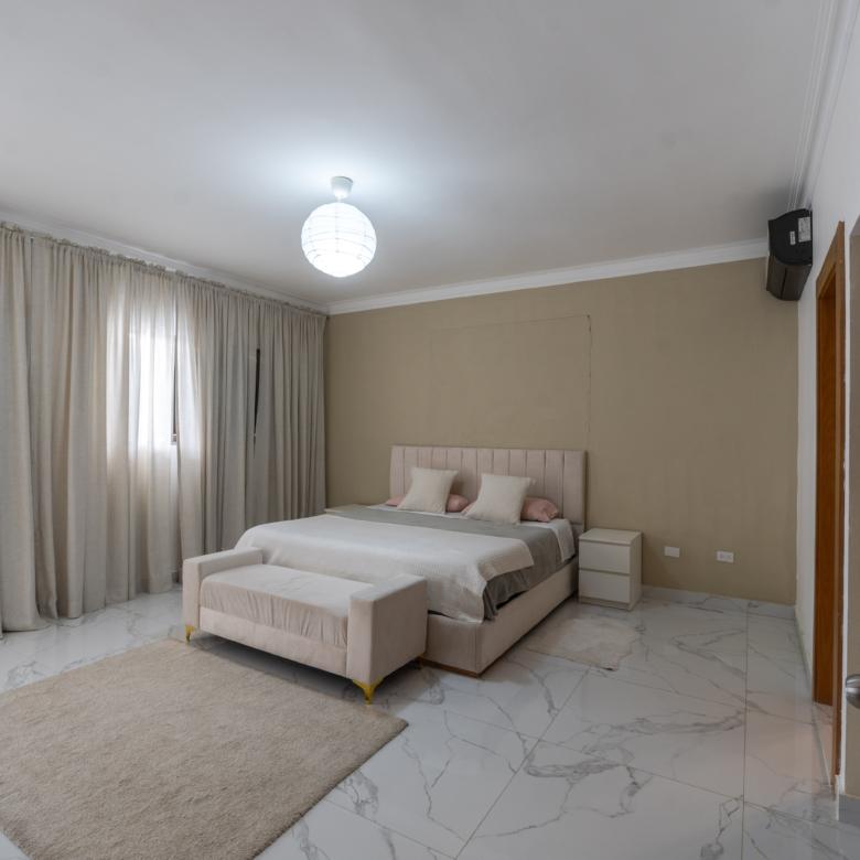 CASA MODERNA DE VENTA EN LA ARBOLEDA VI – LA VEGA