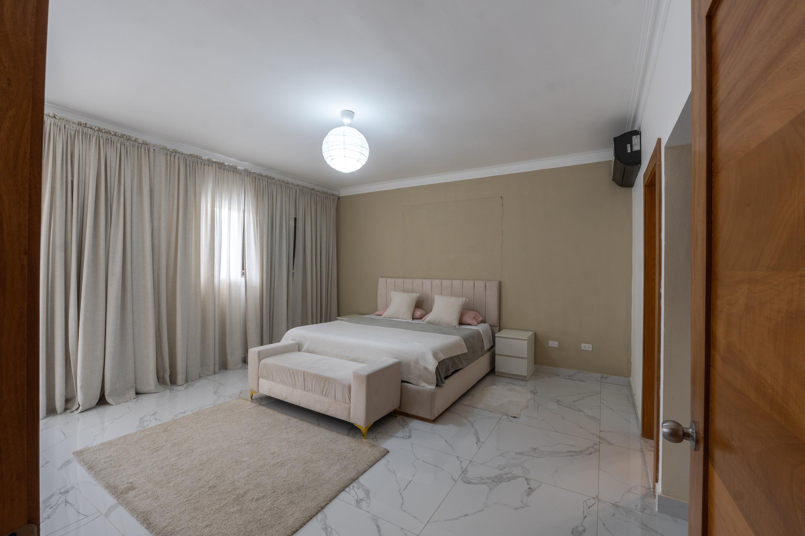 CASA MODERNA DE VENTA EN LA ARBOLEDA VI – LA VEGA