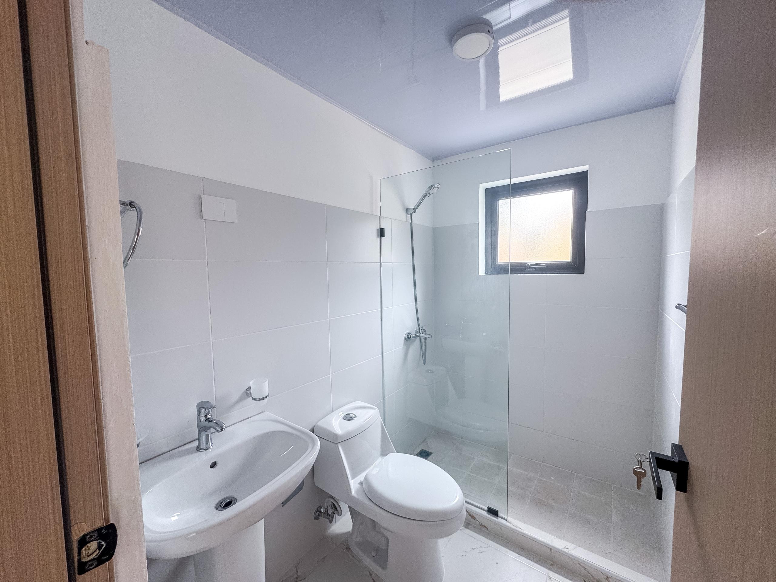 APARTAMENTO EN RESIDENCIAL HAMACA 3 | SEGUNDO NIVEL EN LA VEGA