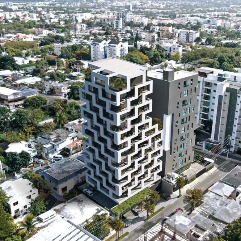 TORRE VERTICE – LA ESMERALDA, SANTIAGO DE LOS CABALLEROS.