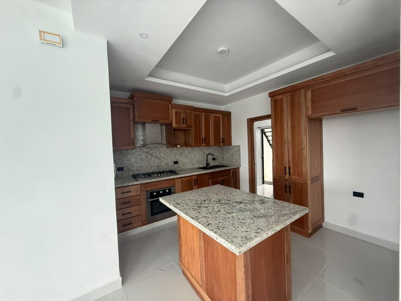 🏡 Residencial Alejandro | 3 Habitaciones en Urb. El Doral 🌴