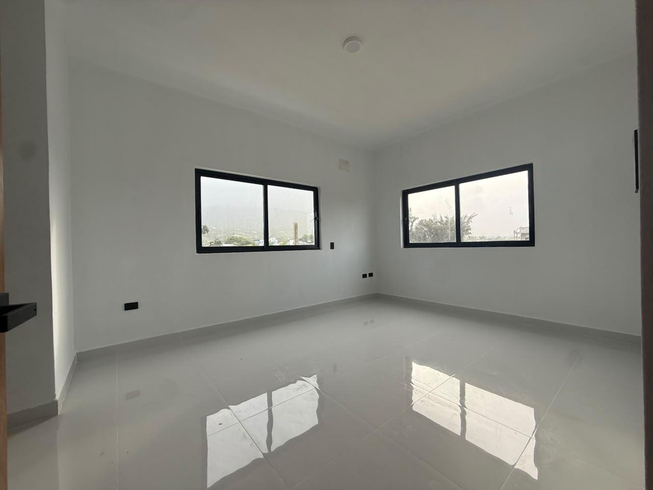 🏡 Residencial Alejandro | 3 Habitaciones en Urb. El Doral 🌴