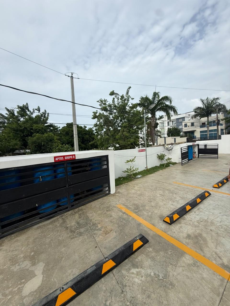 🏡 Residencial Alejandro | 3 Habitaciones en Urb. El Doral 🌴