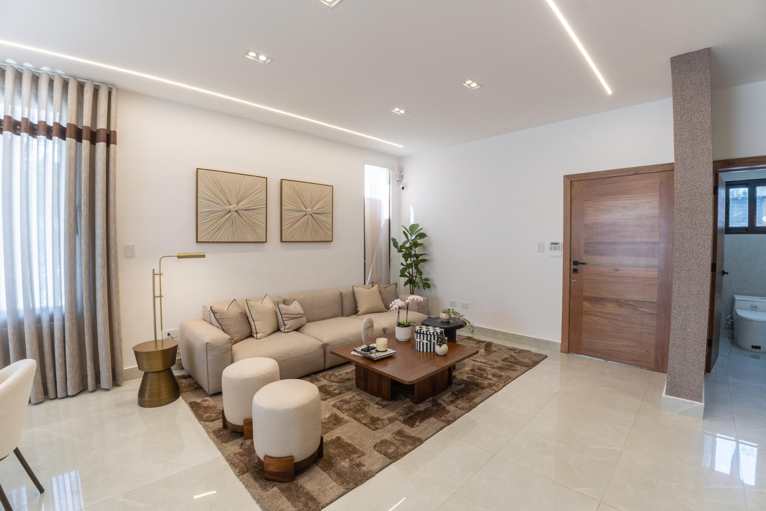 RESIDENCIAL LUYIVI VII – LAS CAROLINAS, LA VEGA.