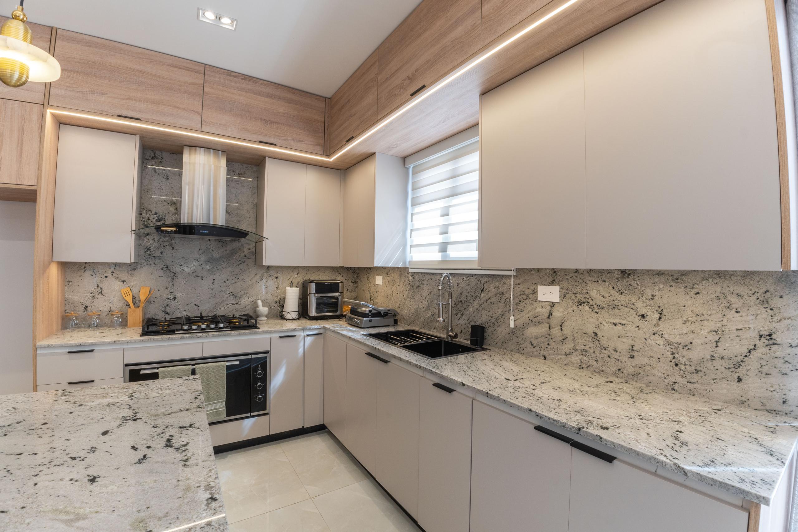 RESIDENCIAL LUYIVI VII – LAS CAROLINAS, LA VEGA.