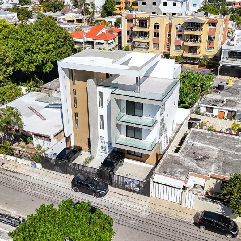 RESIDENCIAL LUYIVI VII – LAS CAROLINAS, LA VEGA.